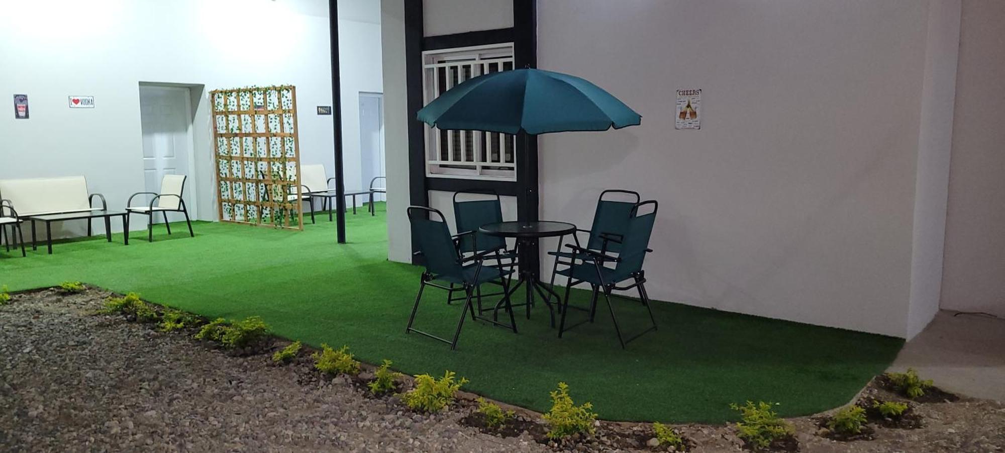 La Estancia كوماياغوا المظهر الخارجي الصورة